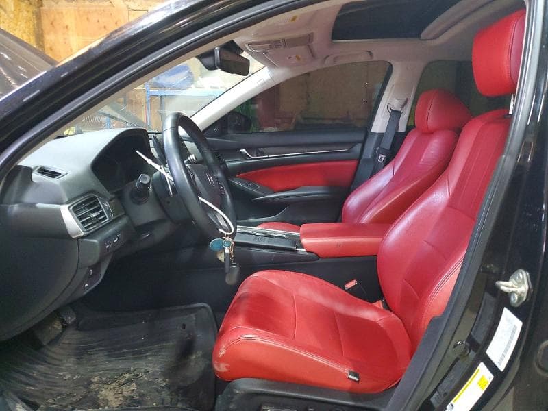 2019 HONDA ACCORD TOURING 7