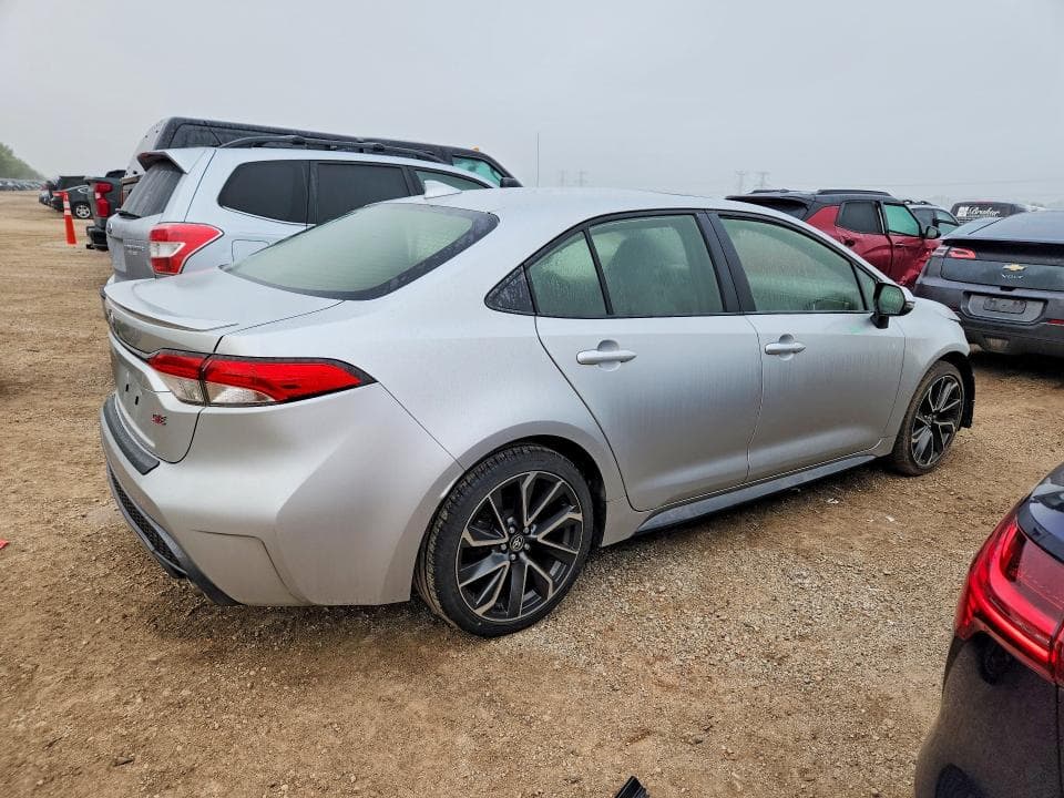 2021 TOYOTA COROLLA SE 3