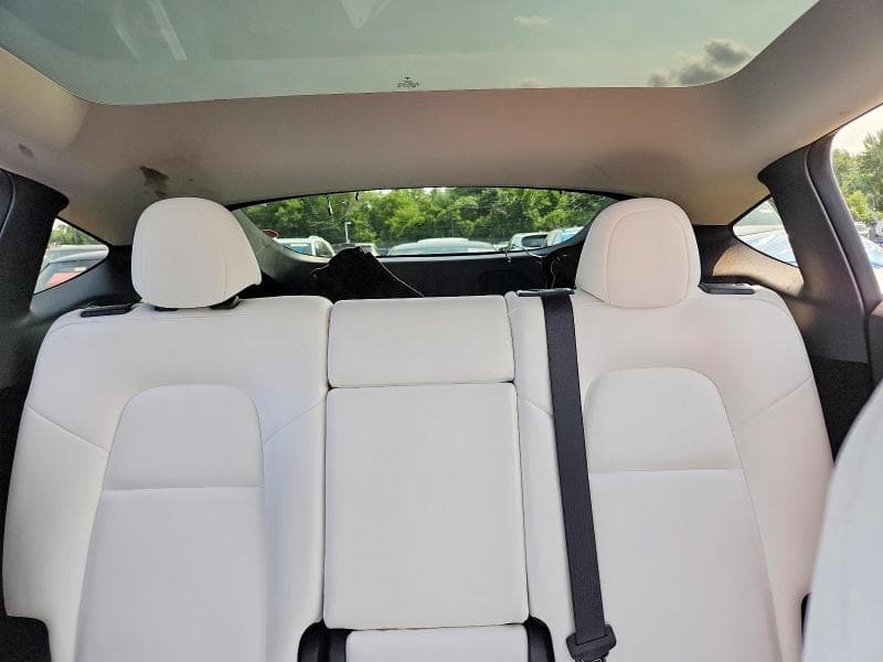 2023 TESLA MODEL Y 10