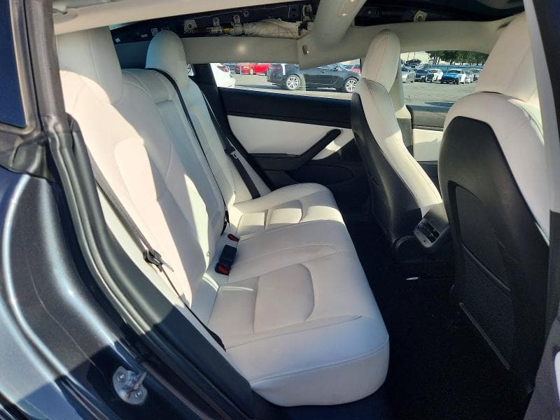 2018 TESLA MODEL 3 10