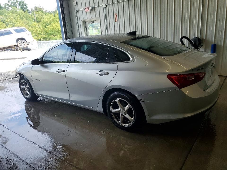 2018 CHEVROLET MALIBU LS 2