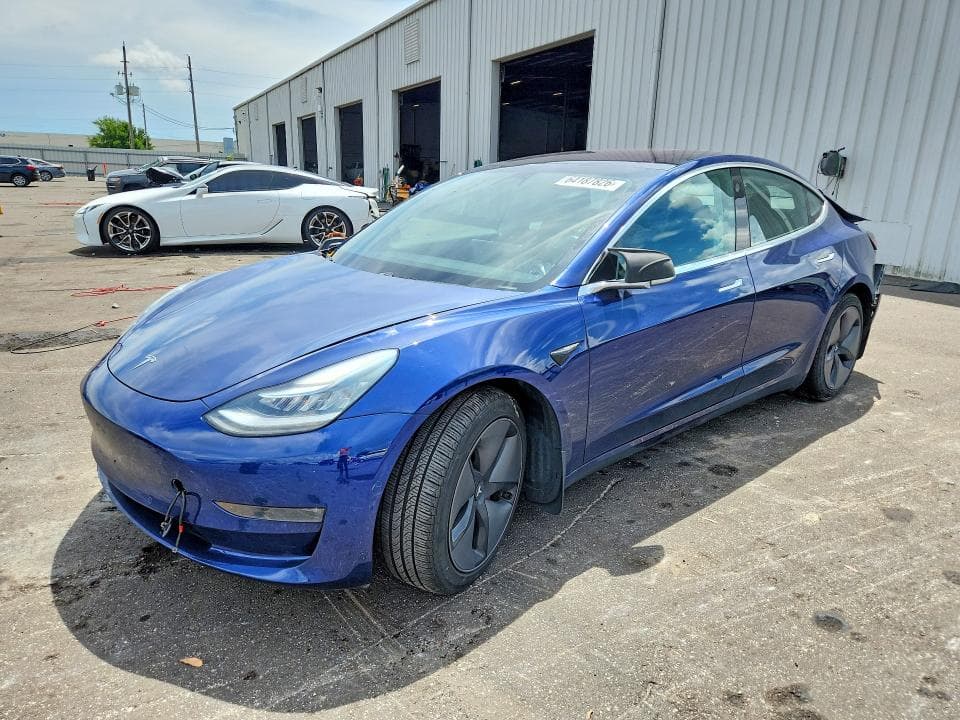 2018 TESLA MODEL 3