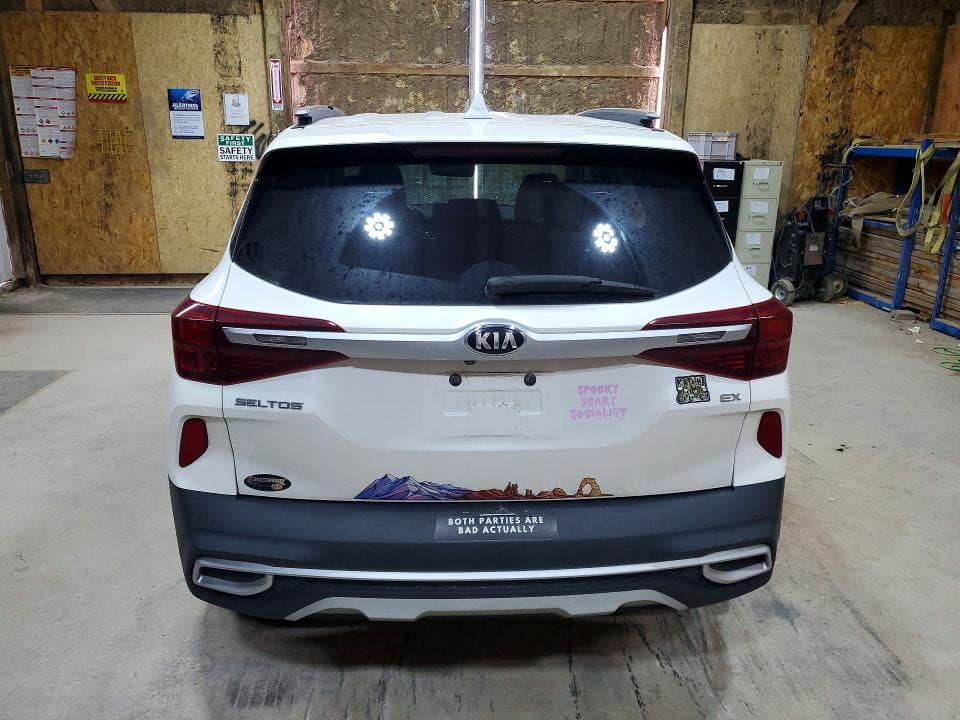 2021 KIA SELTOS EX 6
