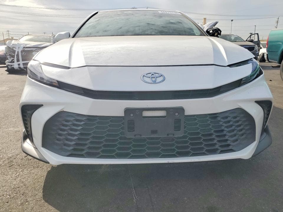 2025 TOYOTA CAMRY SE 5