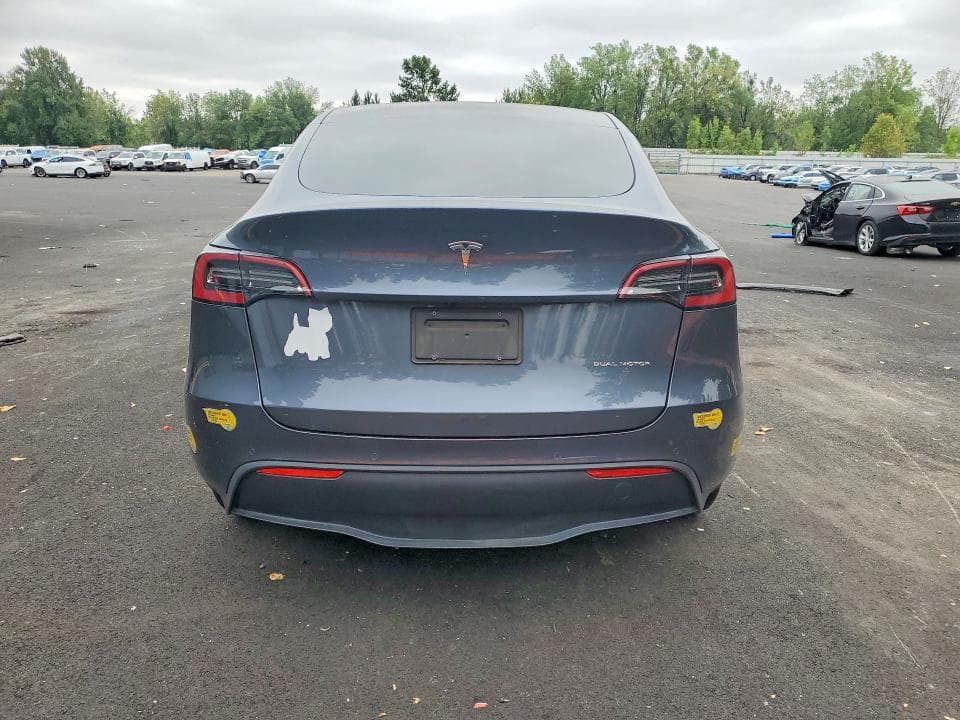 2022 TESLA MODEL Y 6