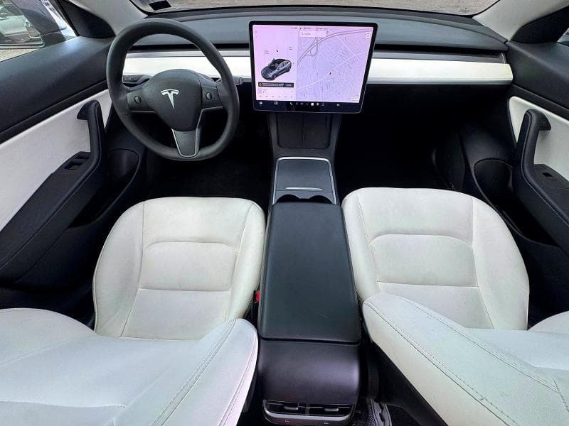 2021 TESLA MODEL 3 9