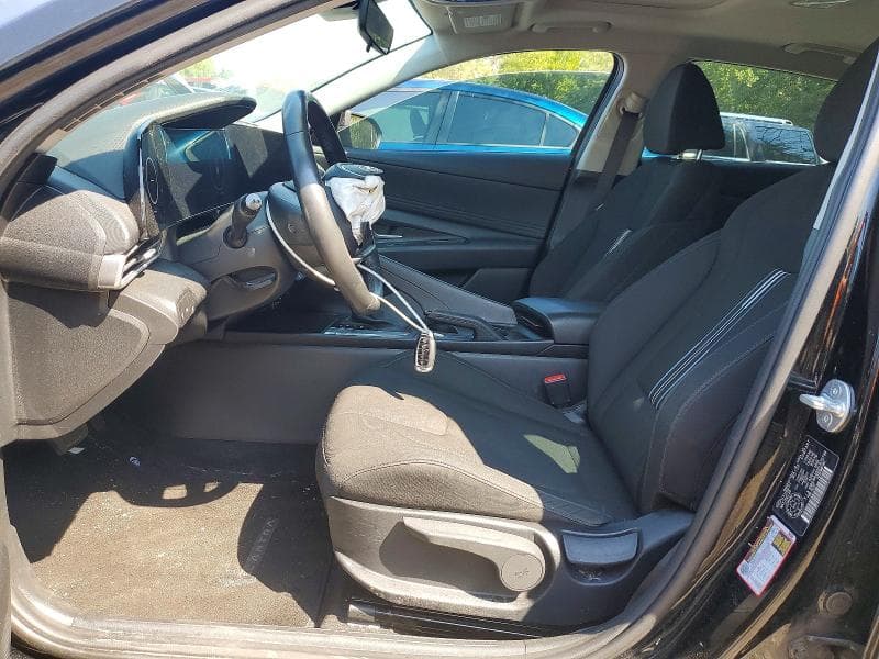 2023 HYUNDAI ELANTRA SEL 7