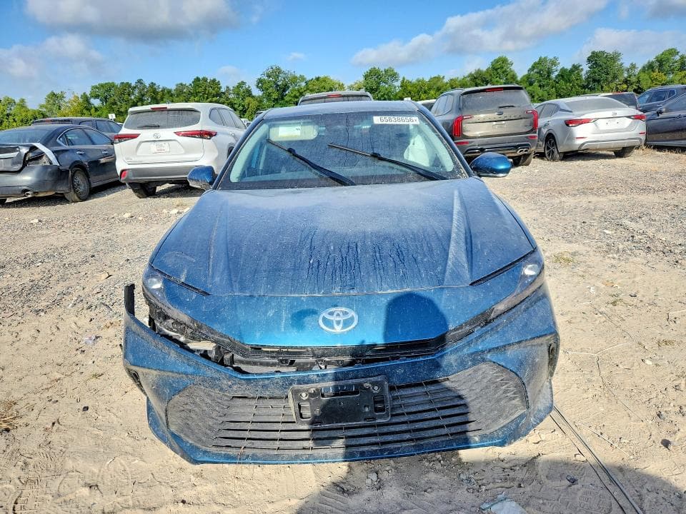 2026 TOYOTA CAMRY LE 5