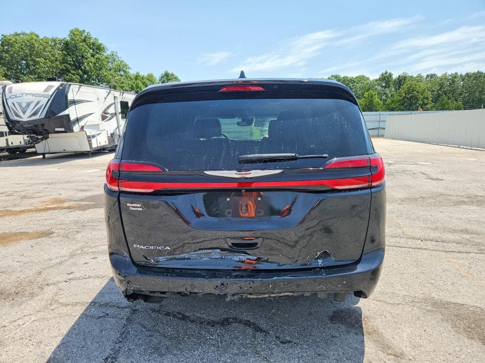 2022 CHRYSLER PACIFICA TOURING L 6