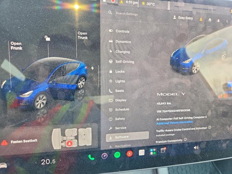 2024 TESLA MODEL Y 9
