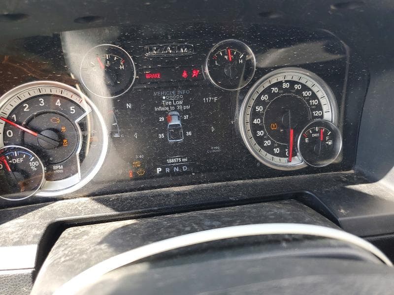 2017 RAM 1500 LARAMIE 9