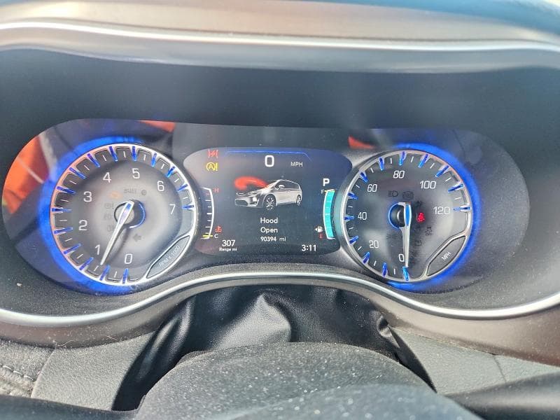 2018 CHRYSLER PACIFICA LIMITED 9