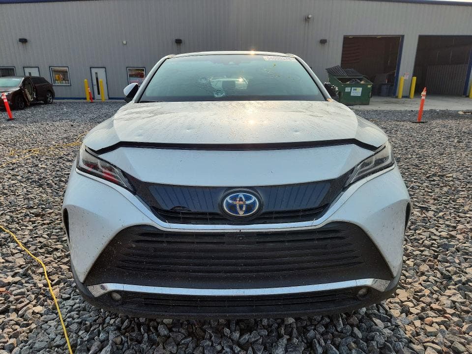 2024 TOYOTA VENZA LIMITED 5