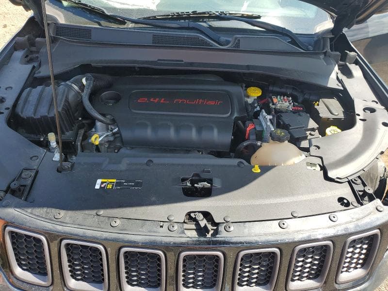 2017 JEEP COMPASS TRAILHAWK 12