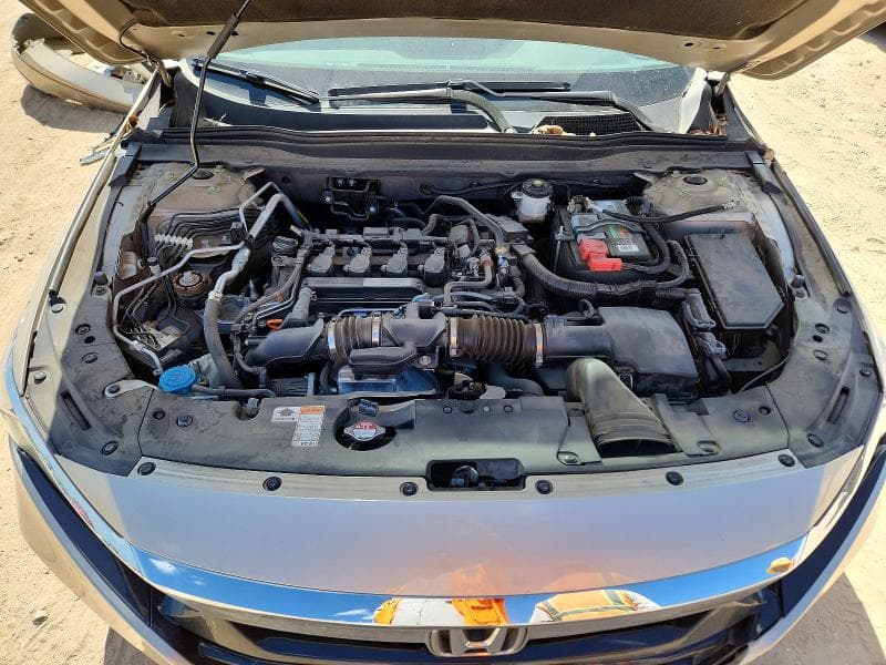 2018 HONDA ACCORD EX 11