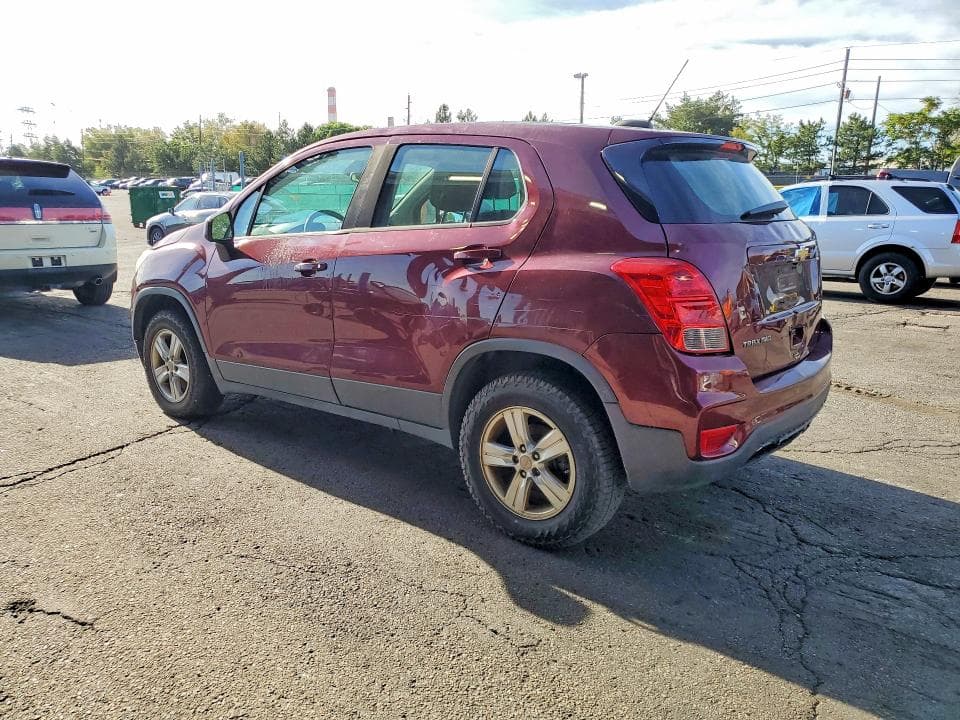2017 CHEVROLET TRAX LS 2