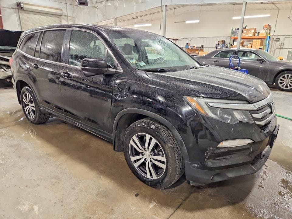 2017 HONDA PILOT EXL 4