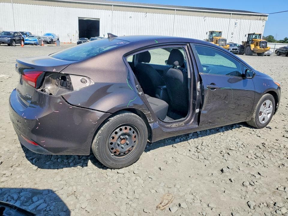 2017 KIA FORTE LX 3