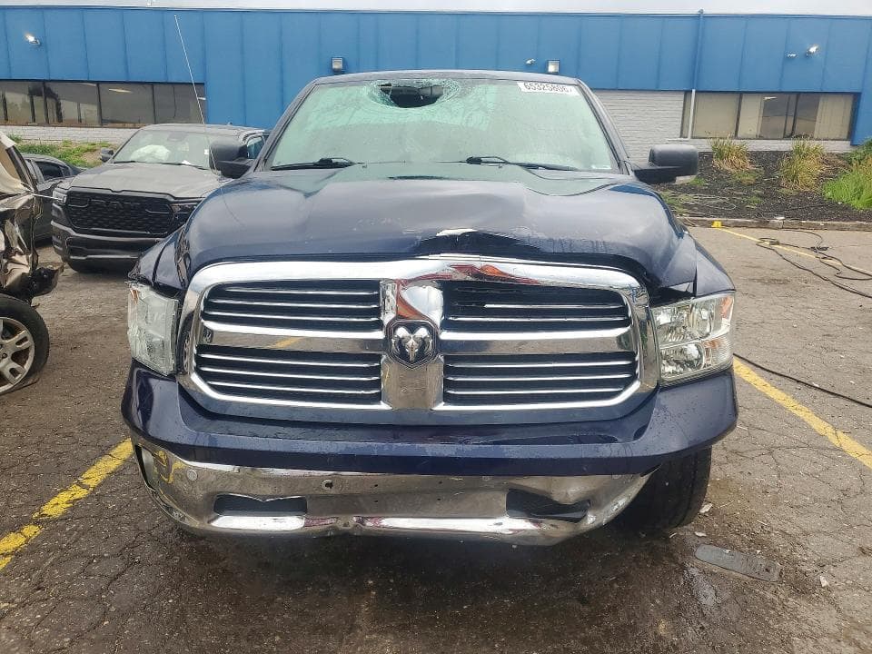 2018 RAM 1500 SLT 5