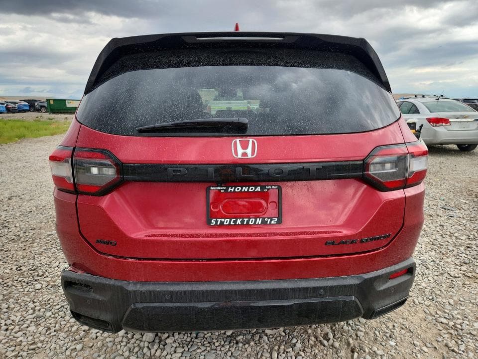 2026 HONDA PILOT BLACK EDITION 6