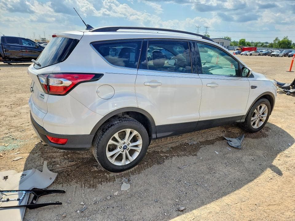 2018 FORD ESCAPE SEL 3