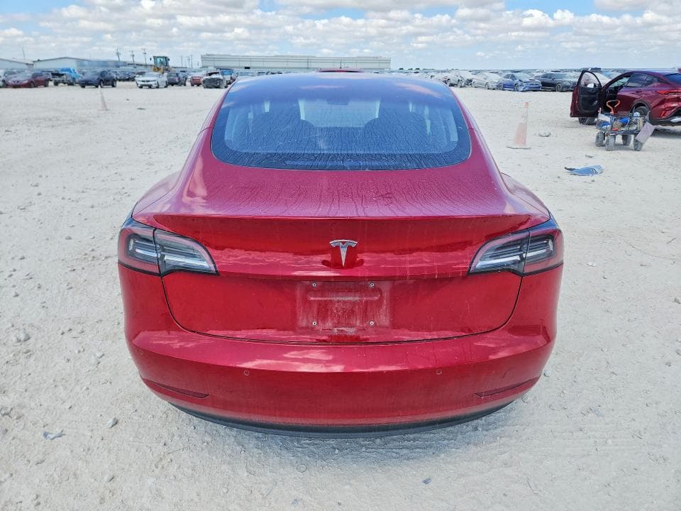 2018 TESLA MODEL 3 6