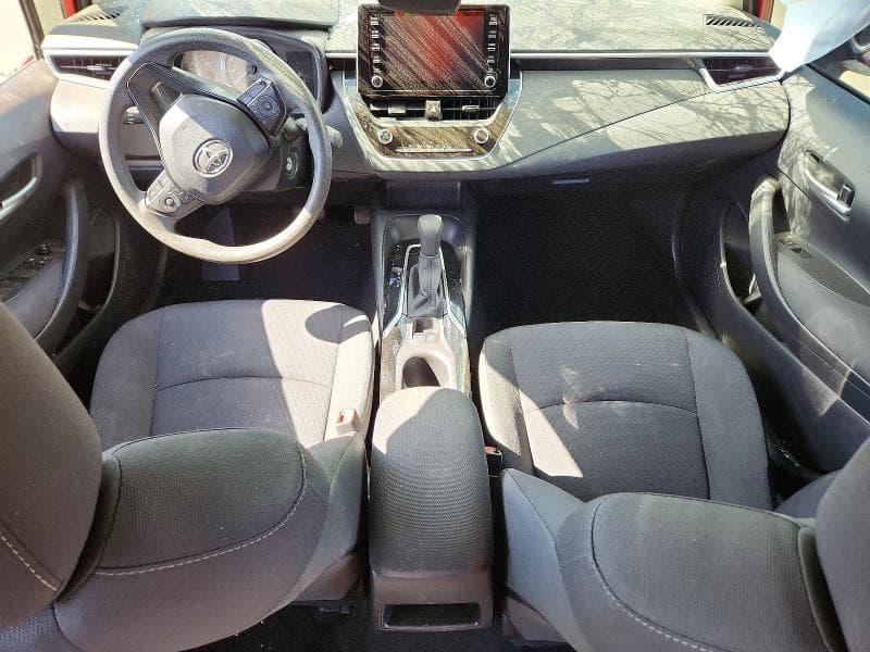 2020 TOYOTA COROLLA LE 8