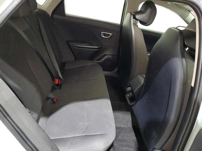 2026 KIA K4 LXS 10