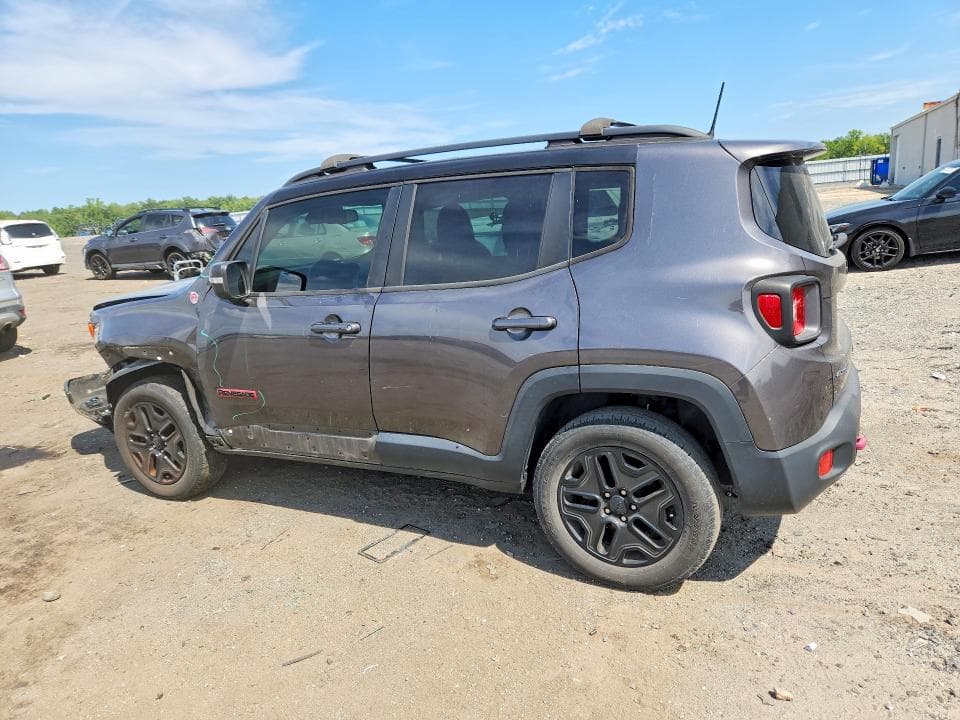 2018 JEEP RENEGADE TRAILHAWK 2