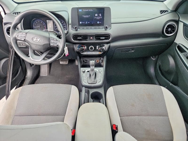 2022 HYUNDAI KONA SE 8