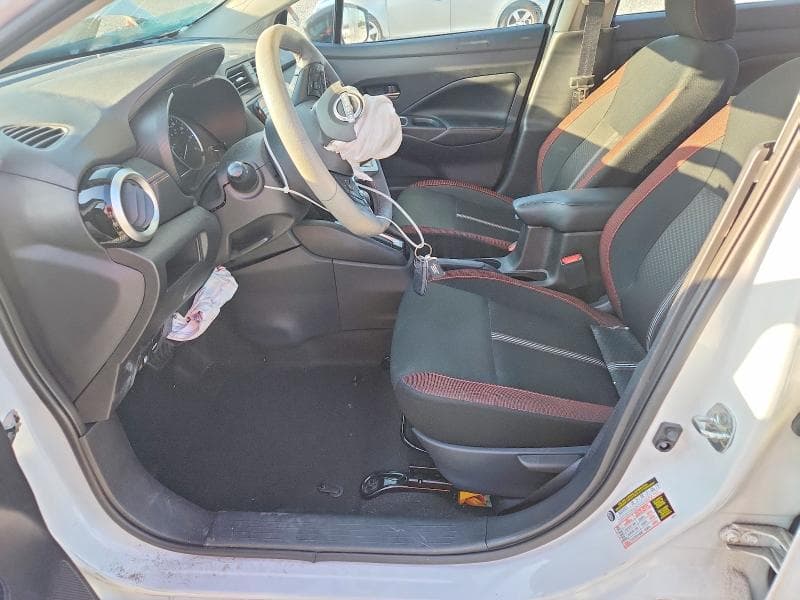 2024 NISSAN VERSA SR 7