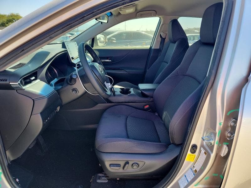 2021 TOYOTA VENZA LE 7