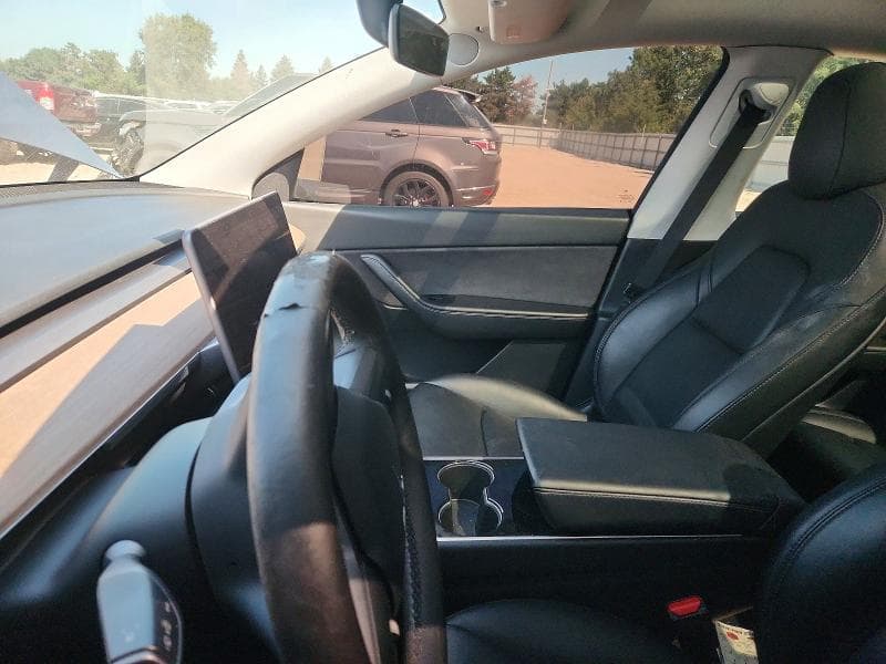 2021 TESLA MODEL Y 8