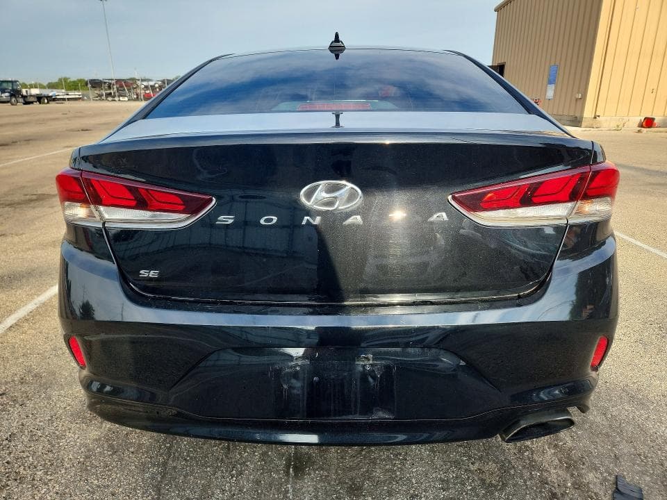 2018 HYUNDAI SONATA SE 6