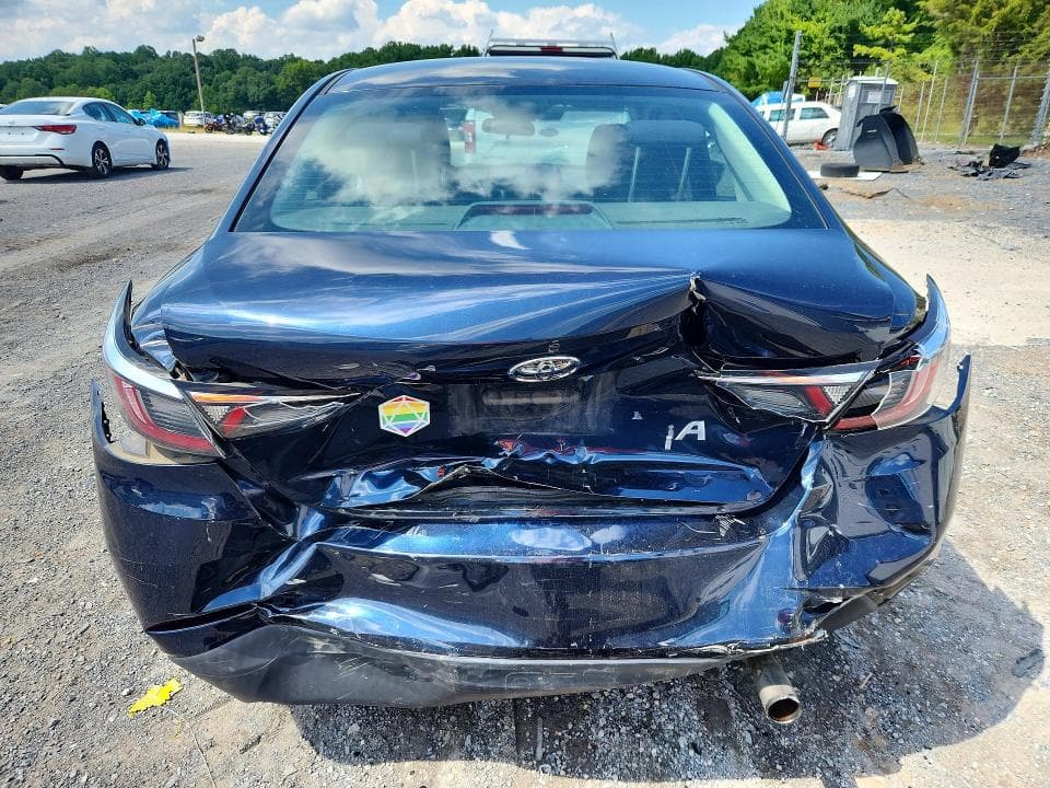 2017 TOYOTA YARIS IA BASE 6