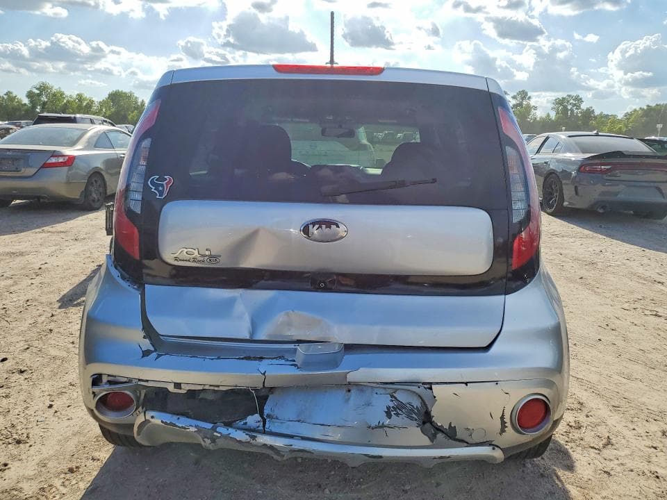 2018 KIA SOUL + 6