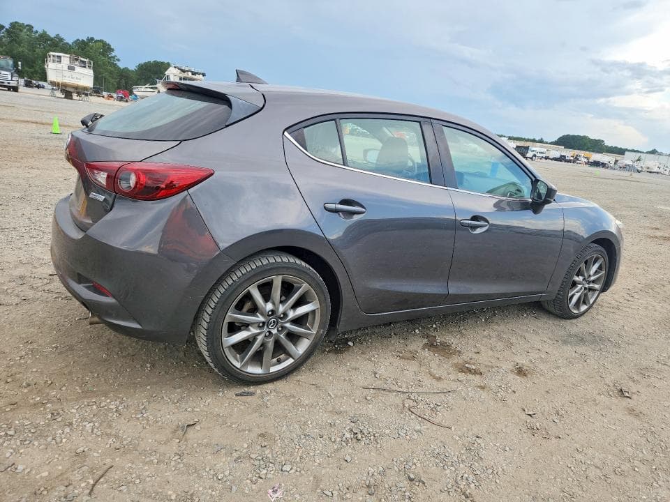 2018 MAZDA 3 3
