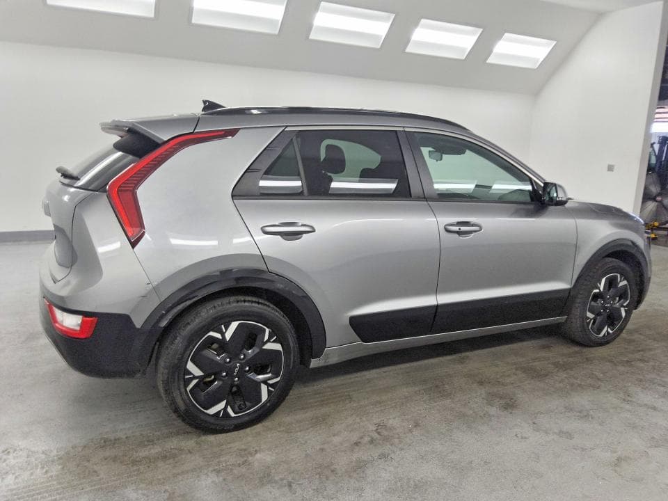 2023 KIA NIRO WIND 3