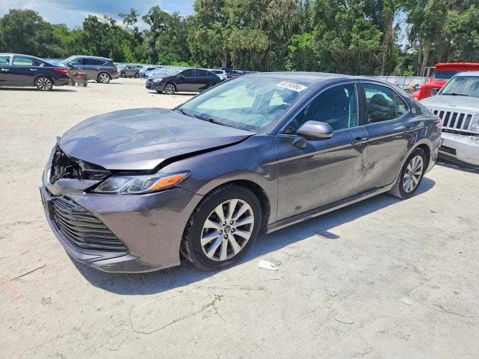 2019 TOYOTA CAMRY LE - 1
