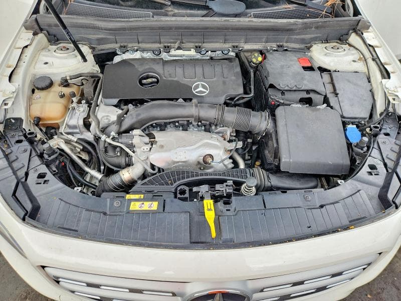 2021 MERCEDES-BENZ GLB 250 12