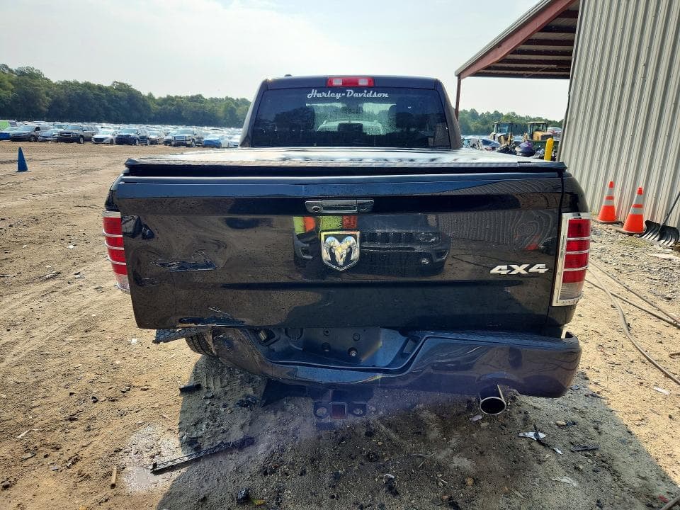 2017 RAM 1500 ST 6