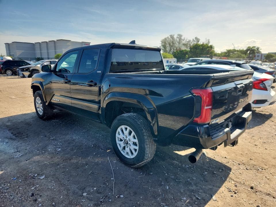 2024 TOYOTA TACOMA SR5 2