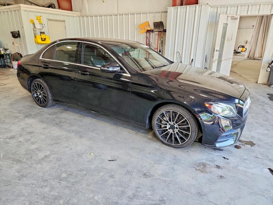 2017 MERCEDES-BENZ E 300 4MATIC 4