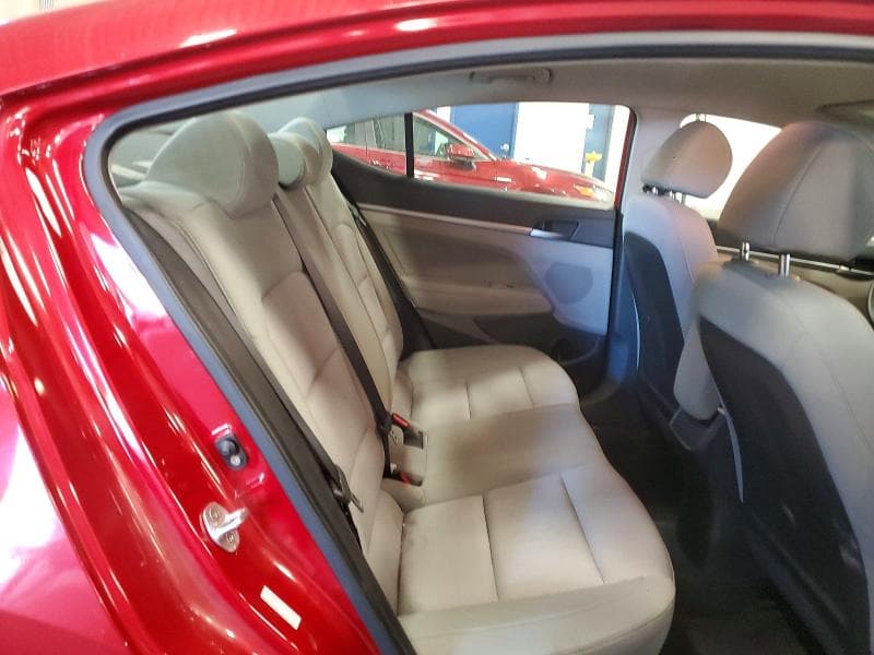 2017 HYUNDAI ELANTRA SE 10