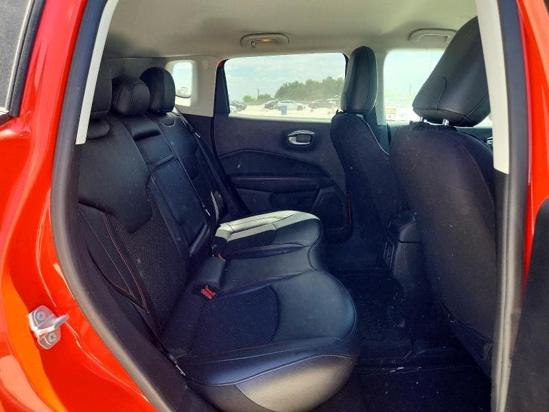 2019 JEEP COMPASS TRAILHAWK 10