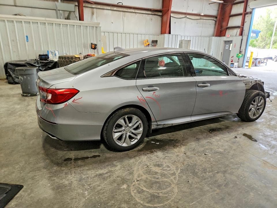 2019 HONDA ACCORD LX 3