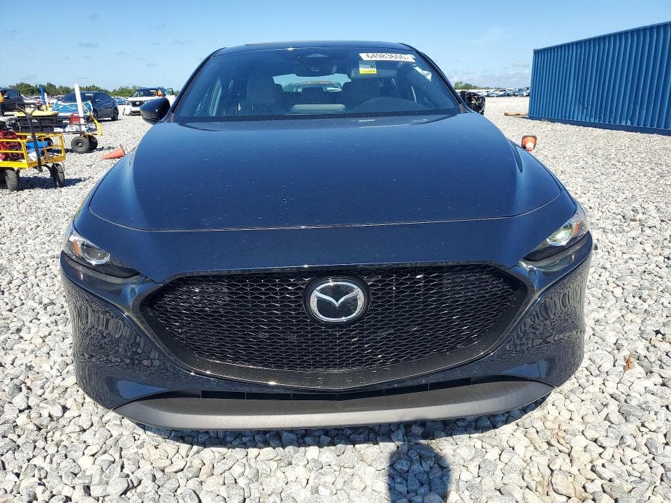 2024 MAZDA 3 PREFERRED 5