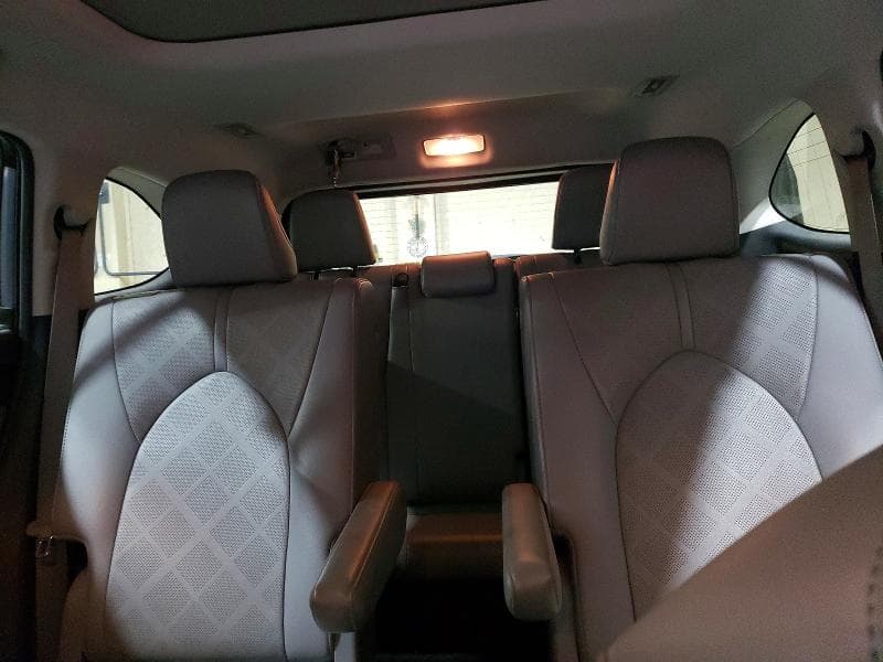 2021 TOYOTA HIGHLANDER HYBRID PLATINUM 10