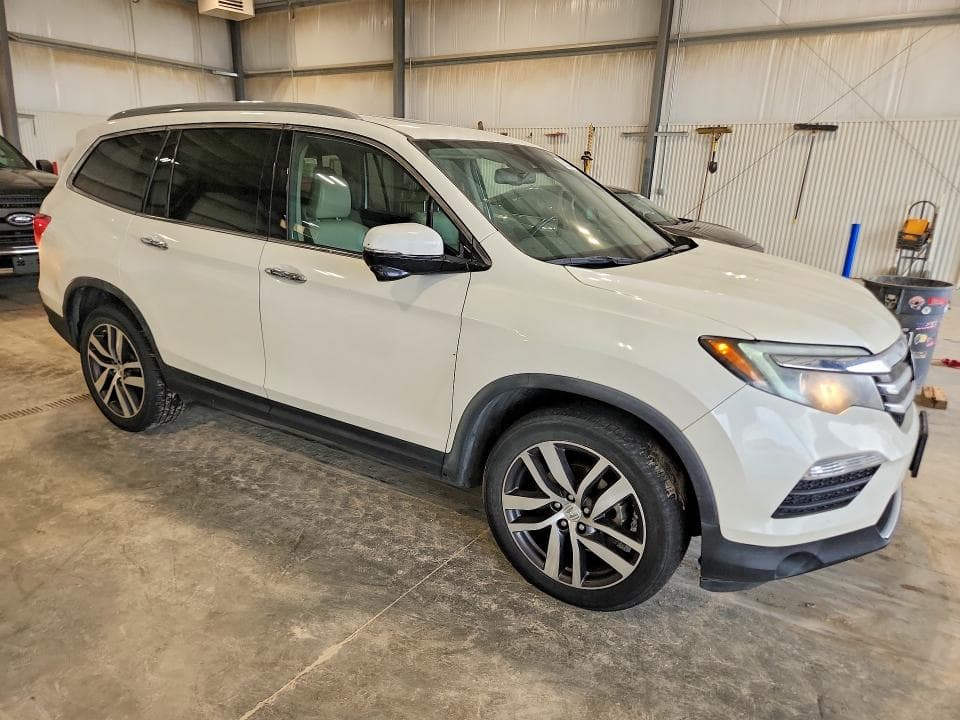 2017 HONDA PILOT TOURING 4