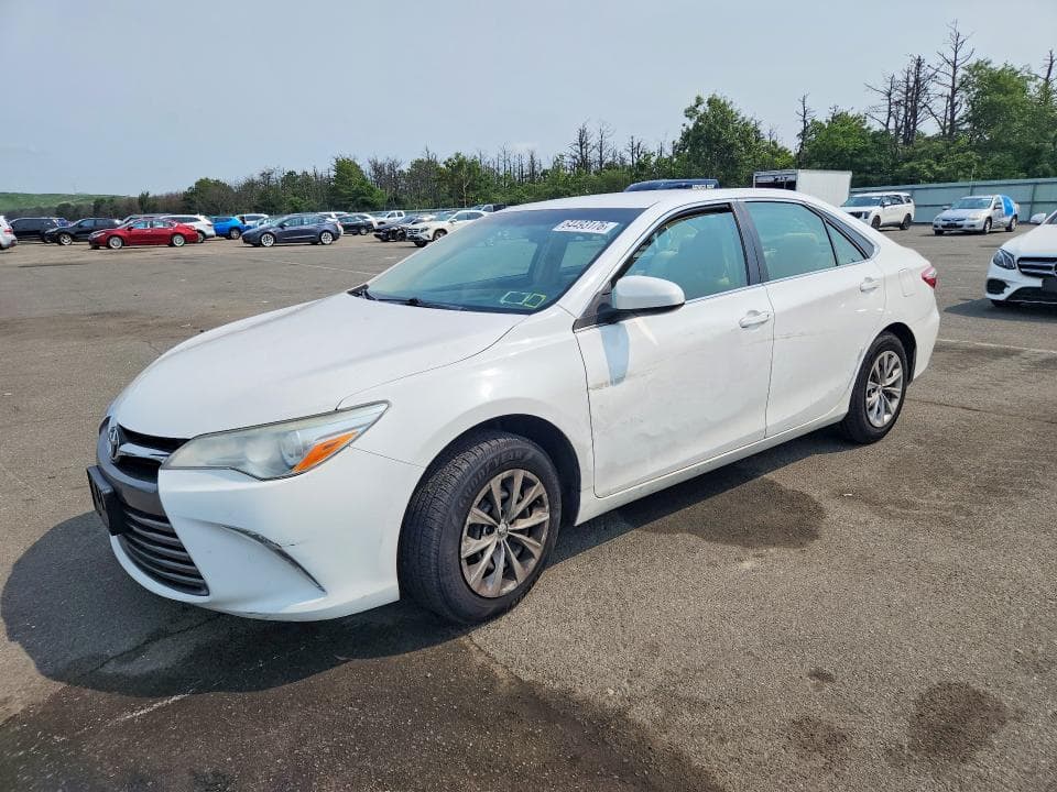 2017 TOYOTA CAMRY LE - 1